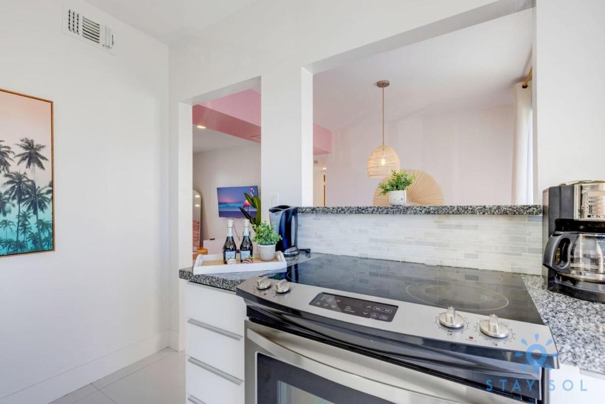 Free Parking, Bay View, Pool, Step To Beach Χόλιγουντ Εξωτερικό φωτογραφία